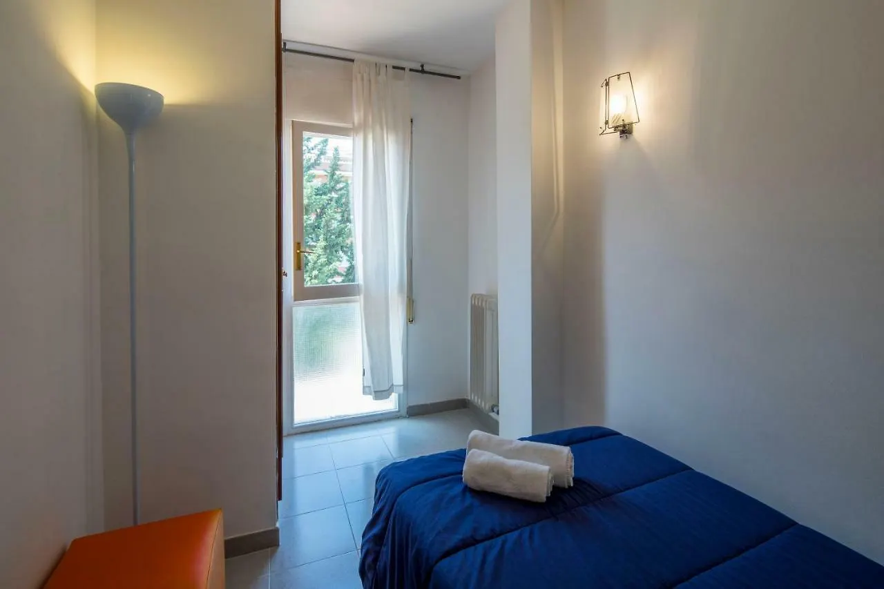 アパート ジローナApartamento Castell De Pereladaアパートメント