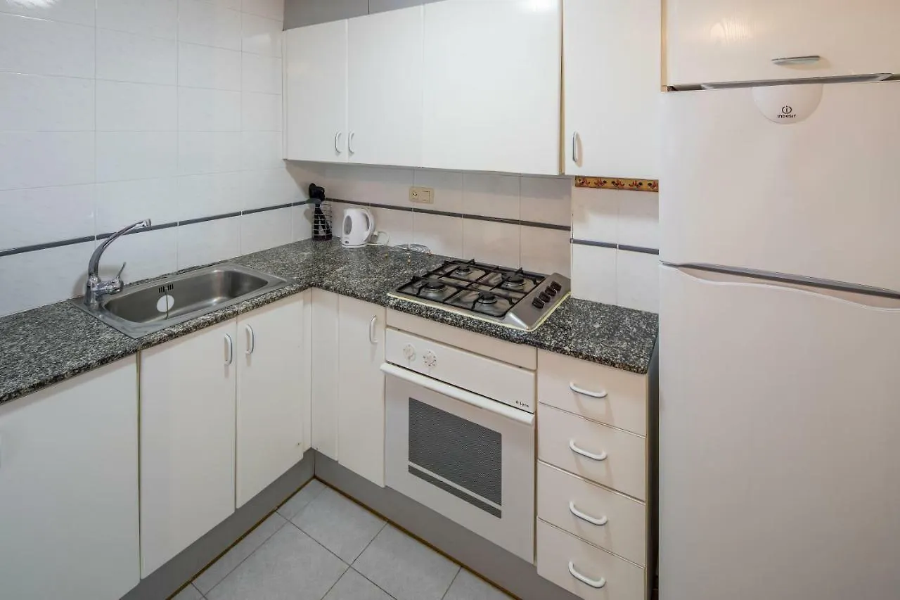 ジローナApartamento Castell De Pereladaアパートメント ジローナ