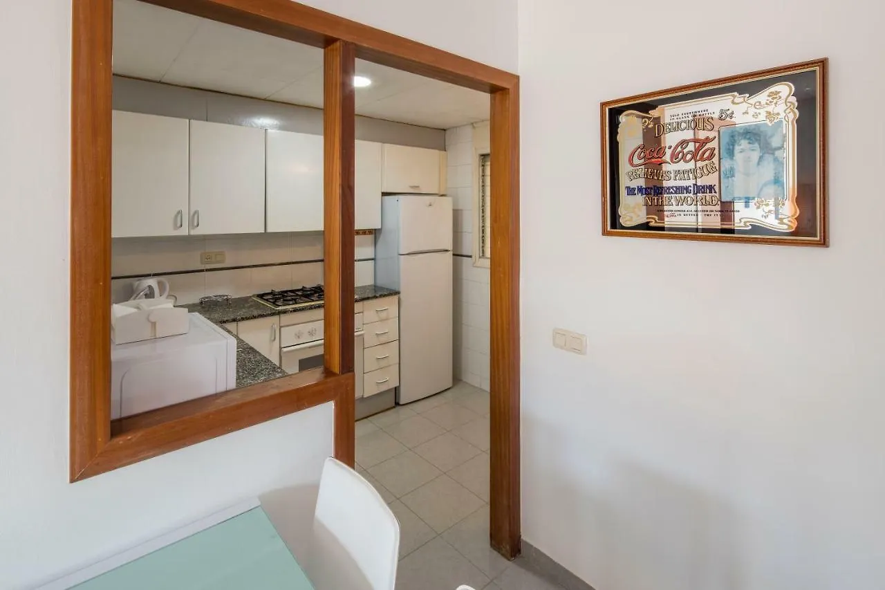 アパート ジローナApartamento Castell De Pereladaアパートメント スペイン